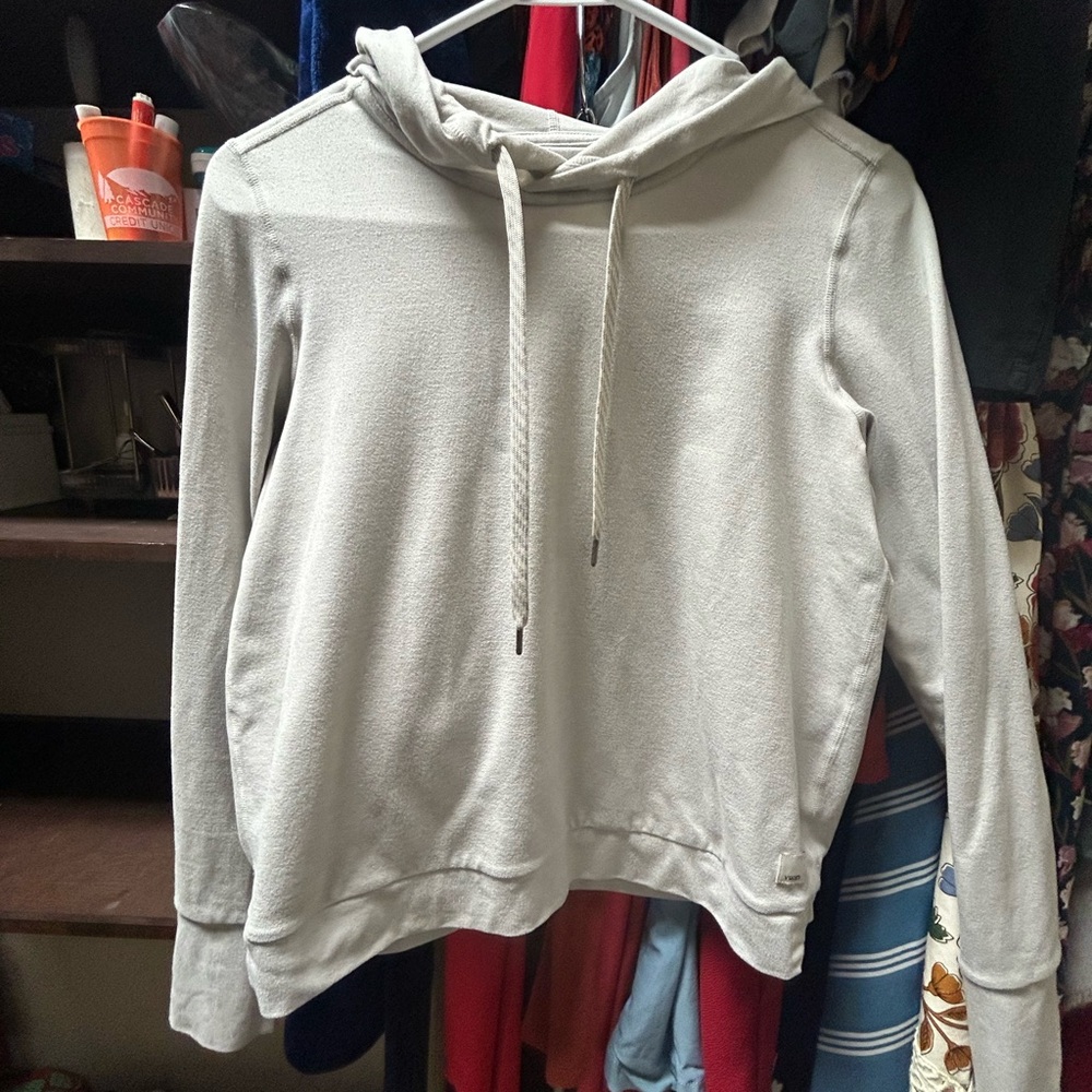 Vuori Women Halo Essential Hoodie